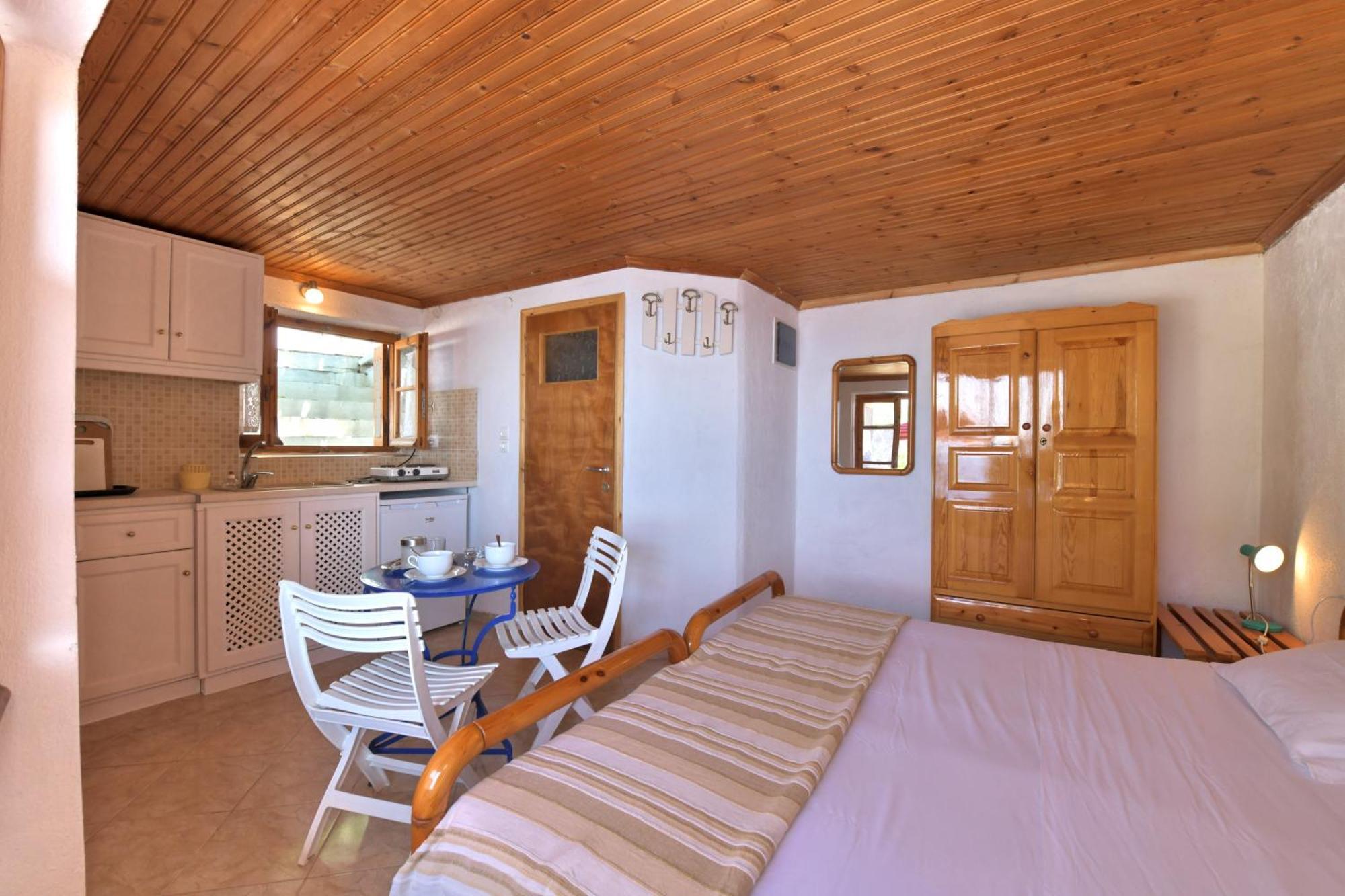 Secret Sporades Panoramic Residence Klima  Room photo